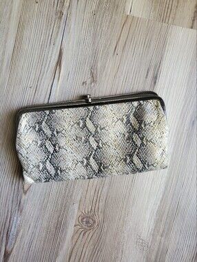 Beautiful HOBO Lauren Style wallet snakeskin print leather EUC